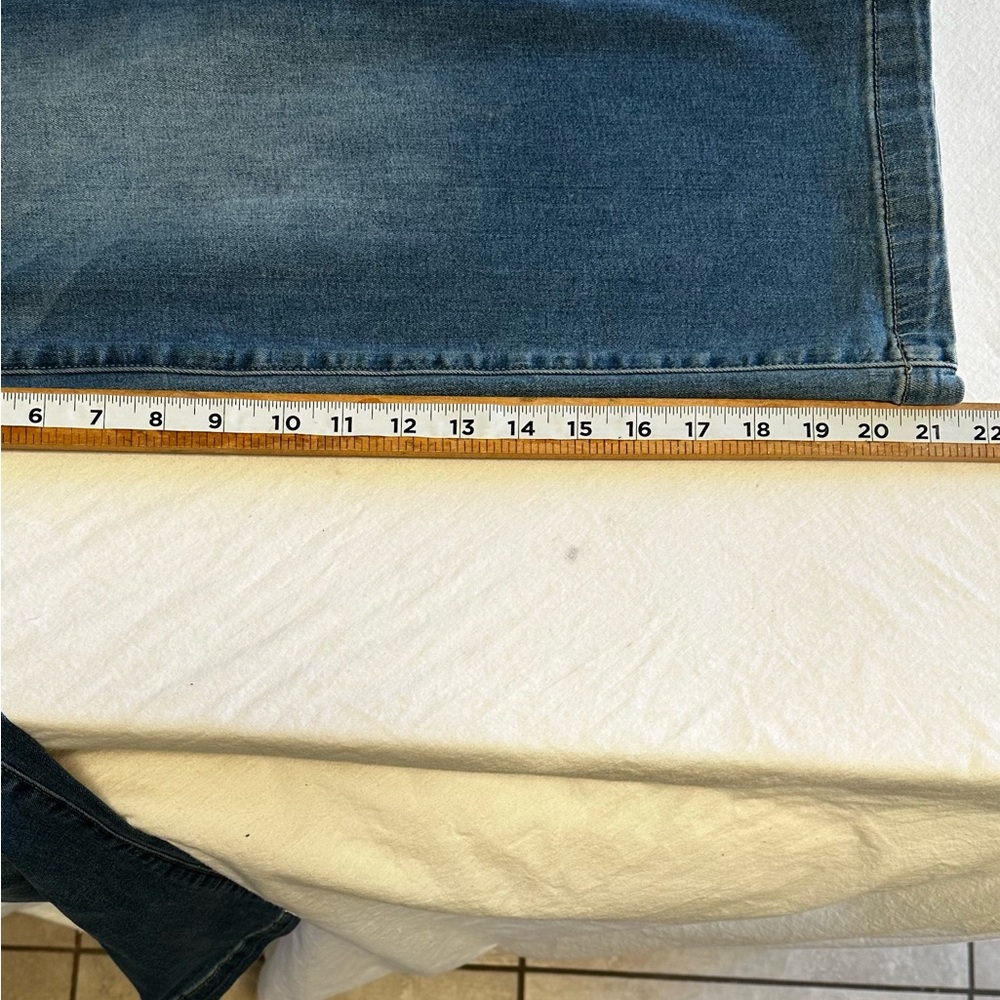 Ashley Mason Juniors Denim Capri Ruffle Waistband Stretchy Pants SZ Small - Picture 7 of 10